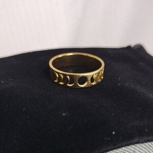 Minimialst Phase of The Moon Women's  Ring Size 11